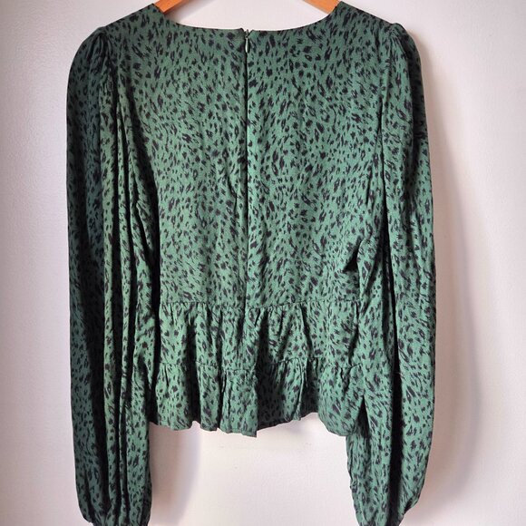 EUC AFRM SWEETHEART NECKLINE PEPLUM ANIMAL PRINT TOP SIZE M - Picture 4 of 16